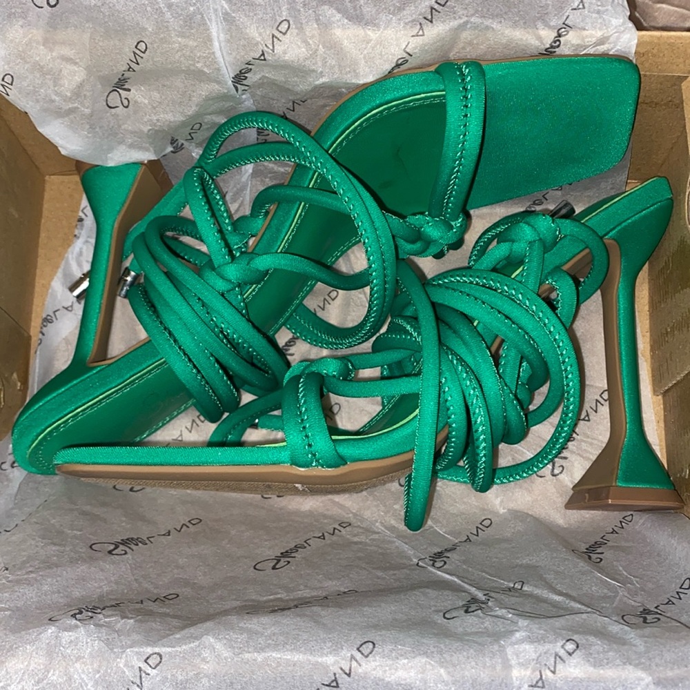 Green Square Toe/Heel Strappy Sandal Heels